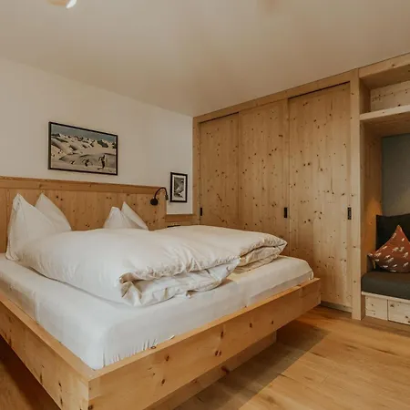 Apartament Almrausch Boutiquechalet 4 Lech am Arlberg